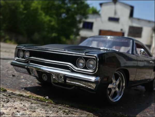 1:18 GMP Plymouth Blackbird Road Runner G1803120 Limited Edition 996 - NEW with GMP original packaging - diecast & excellent condition